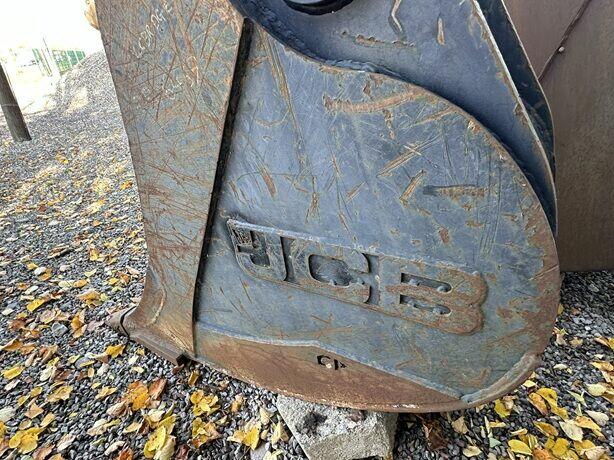 ŁYŻKA KOPIĄCA JCB JS 200