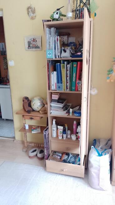 Mebelek dziecięcy / młodzieżowy