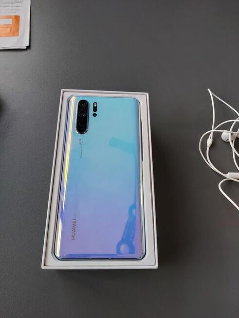 Syndyk sprzeda Telefony, Tablety, Laptopy