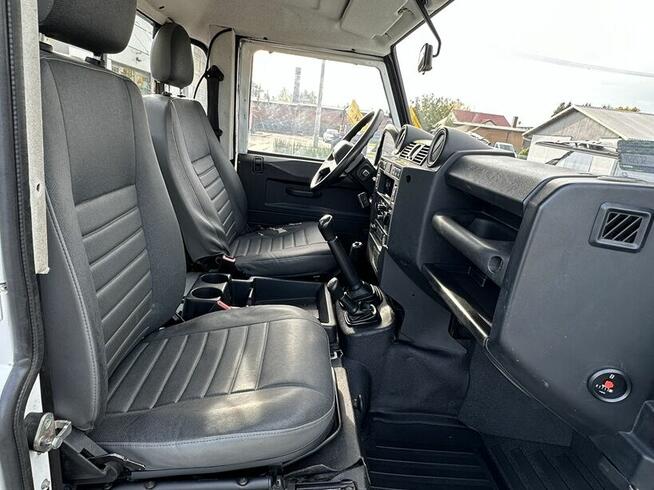 SAMOCHÓD SPECJALNY-PODNOŚNIK KOSZOWY LAND ROVER DEFENDER