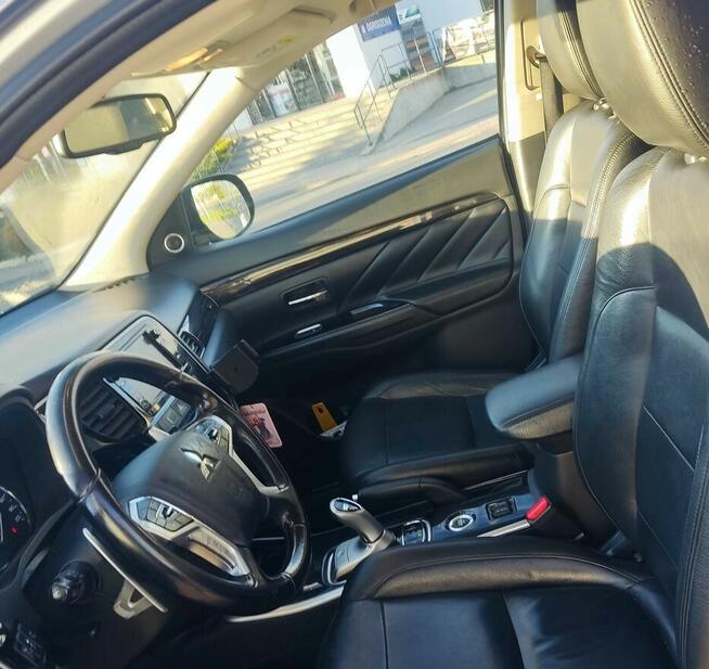 Sprzedam Mitsubishi Outlander PHEV