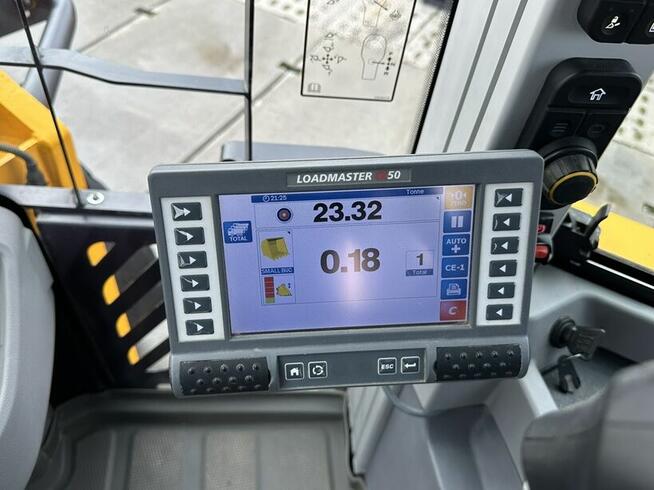 ŁADOWARKA KOŁOWA MARKI JCB 437 S5 WASTEMASTER