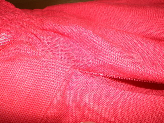 Sprzedam sukienkę letnią na podszewce.