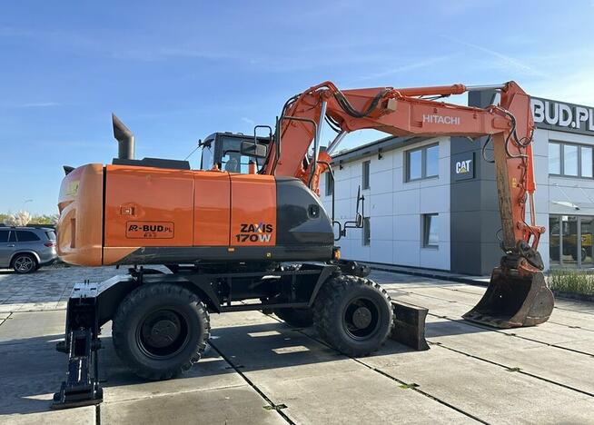 KOPARKA KOŁOWA MARKI HITACHI ZX 170W-5B