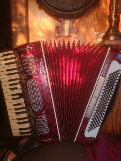 Sprzedam Akordeon włoskiej firmy 120 bas