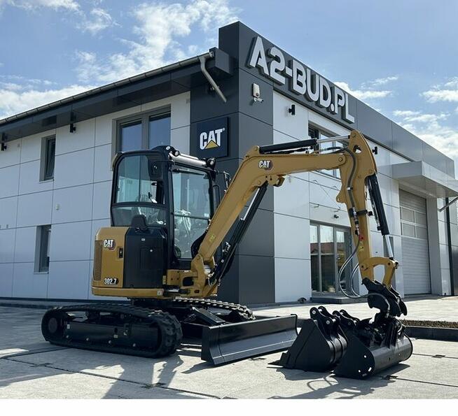 FABRYCZNIE NOWA MINIKOPARKA CATERPILLAR 302 CR