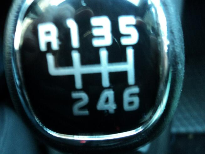 sprzedam ladnego HYUNDAIA IX-20 z 2012r 1.4 CRDI 90KM