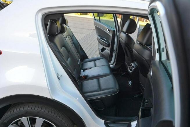 Biała Perła JBL Panorama Radar ACC Skóry Ledy 4wd Wentylacja ASO KIA