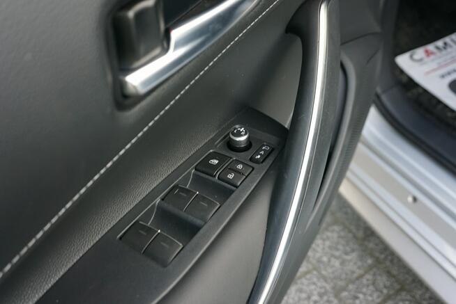 Toyota Corolla zarejestrowana i ubezpieczona w polsce, bardzo ekonomiczna, zadbana,