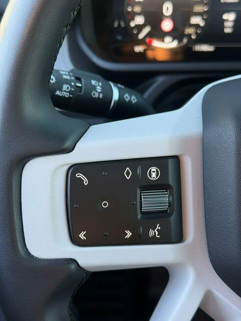 Defender MY25 3.0D I6 250 PS AWD Auto X-Dynamic SE 110