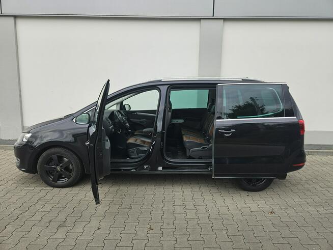 Volkswagen Sharan DSG # Panorama # Ksenony # Skóry # Ledy #