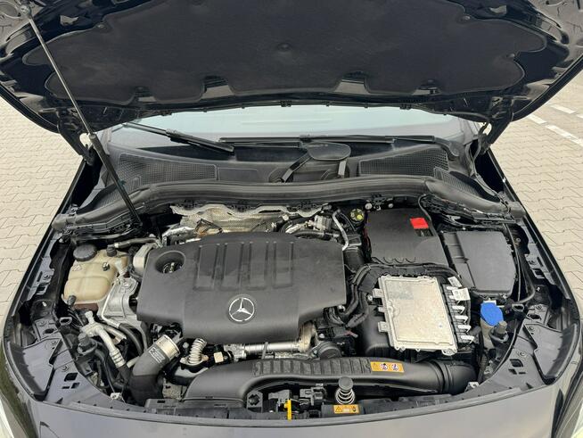 Mercedes B 200 2.0 / 150KM FULL LED Automat Nawigacja Ambient Skóra Grzane Fotele