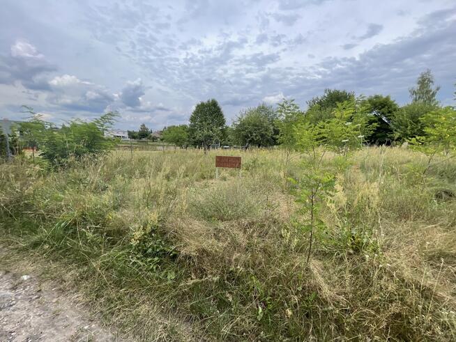 Działka budowlana (WZ, gotowy grunt, m. Jastrząb)