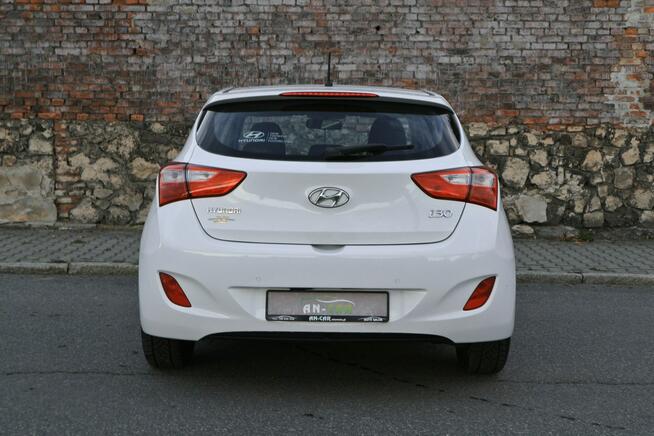 -20-lecie Hyundai-Lampy LED-Czujniki Parkowania-Serwis-1 Właściciel