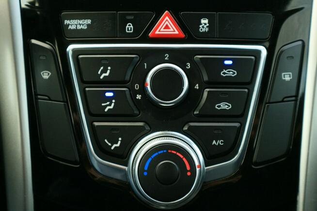 -20-lecie Hyundai-Lampy LED-Czujniki Parkowania-Serwis-1 Właściciel