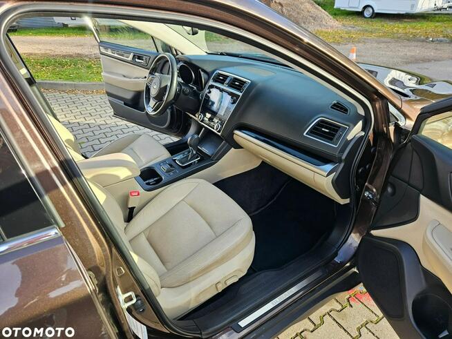 Subaru Outback 2.5i Exclusive (EyeSight) Lineartronic