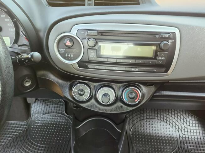 Toyota Yaris krajowa Polski Salon 1 właściciel