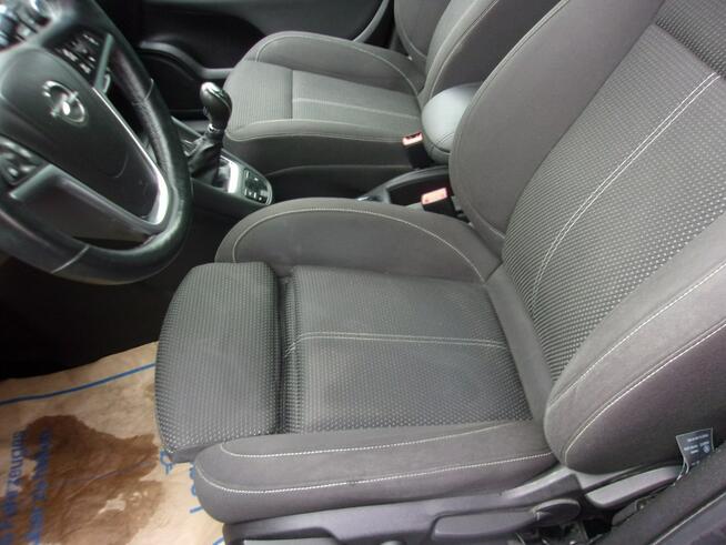 Opel Zafira 7 OsóbTourer 1.4 Turbo Österreich Edition