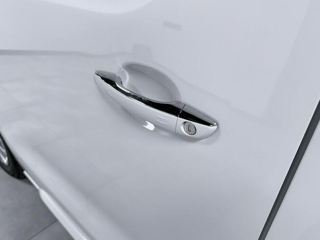 Opel Vivaro 2.0 Diesel 122KM L4H1 *Exclusive * AppleCar * KeyLess* Automat * F-VAT