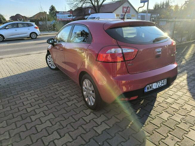 Kia Rio 1.4i 109KM Klimatyzacja Kamera Navi
