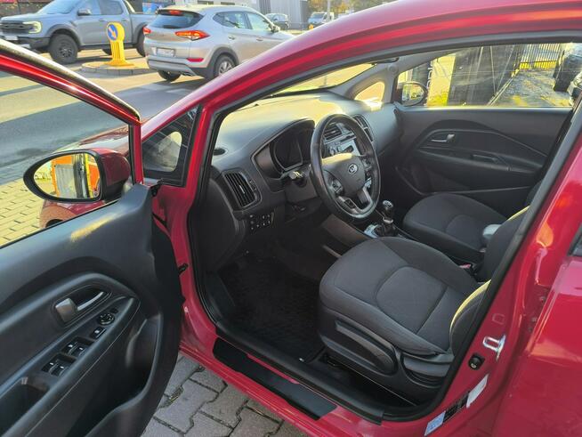 Kia Rio 1.4i 109KM Klimatyzacja Kamera Navi