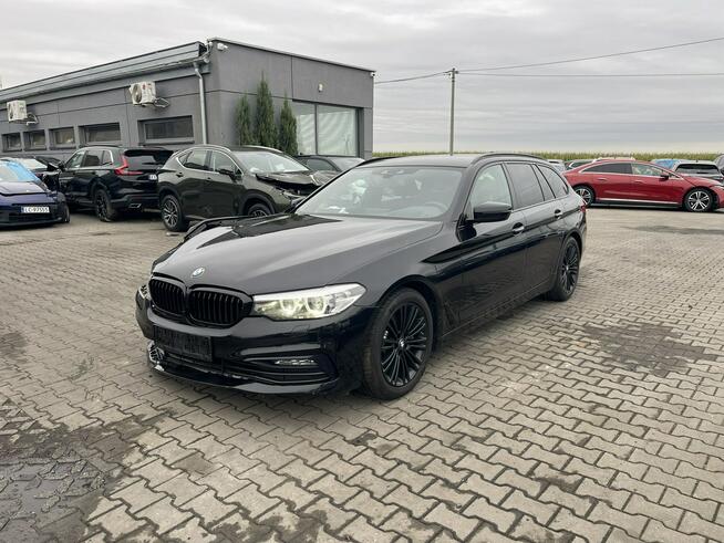 BMW 530 Sport Line XDrive Skóra Kamera Podgrzewanie Pamięć 265KM
