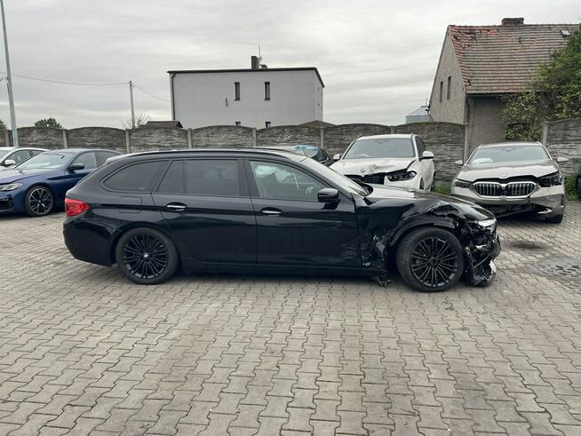 BMW 530 Sport Line XDrive Skóra Kamera Podgrzewanie Pamięć 265KM