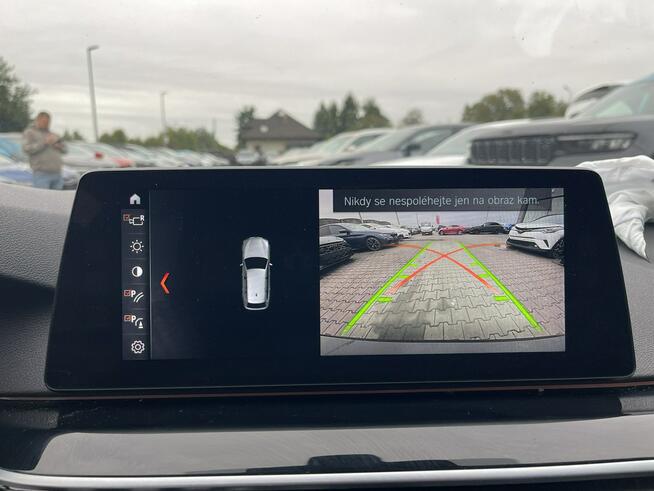 BMW 530 Sport Line XDrive Skóra Kamera Podgrzewanie Pamięć 265KM