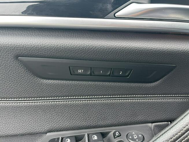 BMW 530 Sport Line XDrive Skóra Kamera Podgrzewanie Pamięć 265KM