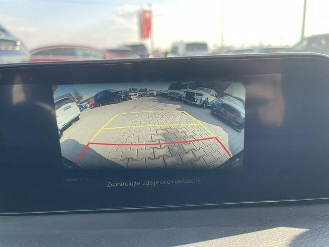 Mazda 3 mHEV Automat Podgrzewanie Kamera Klimatronik: 2 strefy 186KM