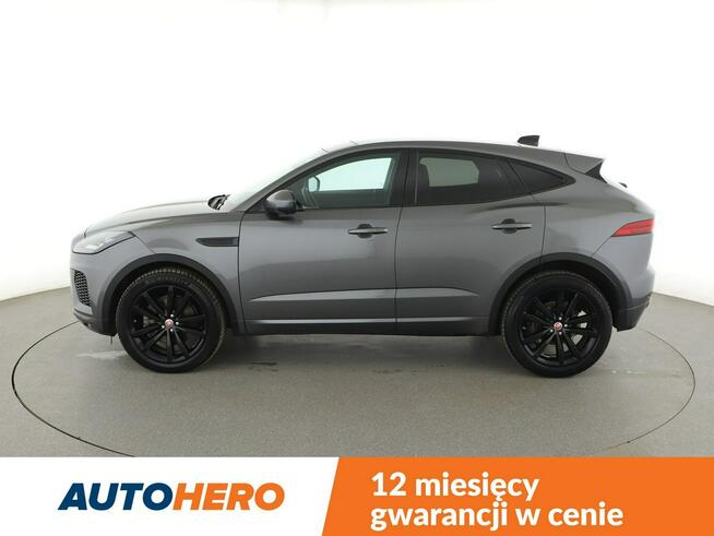 Jaguar E-Pace 2.0T R-Dynamic HSE AWD Panorama Navi ACC Skóra Meridian Kamera FullLED