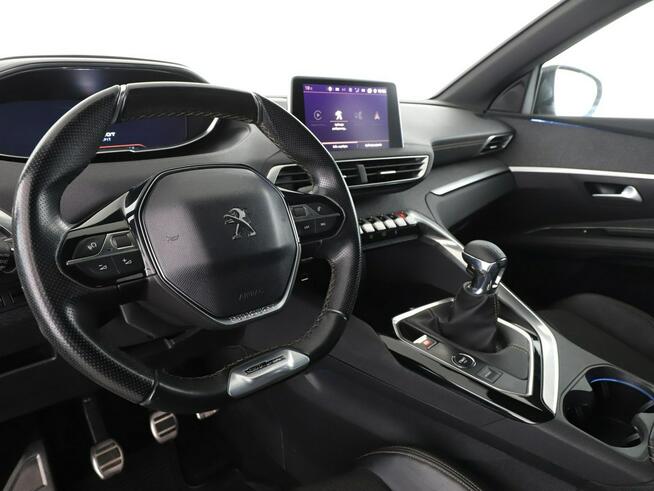 Peugeot 3008 full LED navi półskóra kamera i czujniki parkowania klima auto