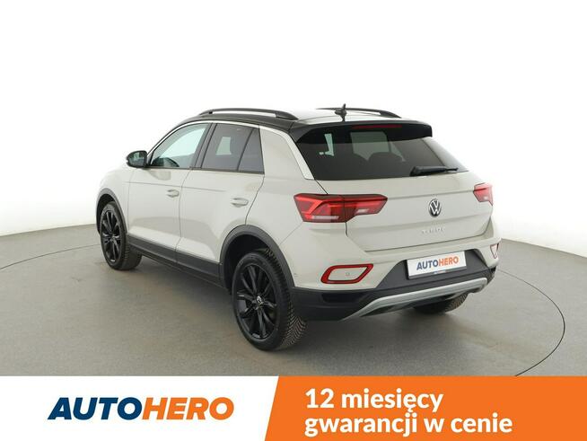 Volkswagen T-Roc klima auto full LED czujniki parkowania Apple CarPlay Android Auto