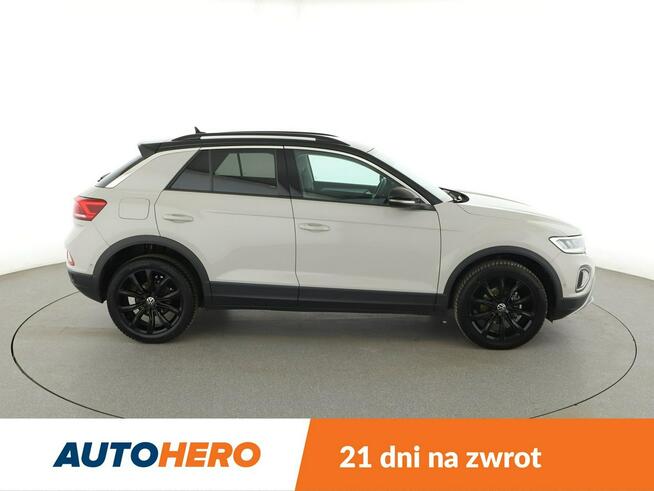Volkswagen T-Roc klima auto full LED czujniki parkowania Apple CarPlay Android Auto