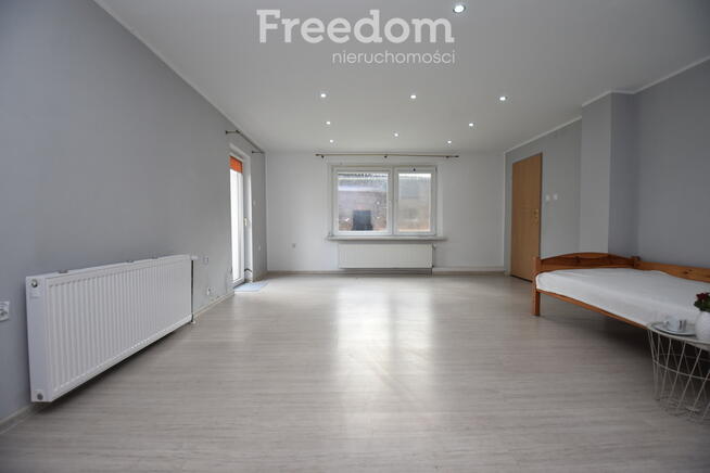 Dom wolnostojący 135 m2, działka 3200 m2,