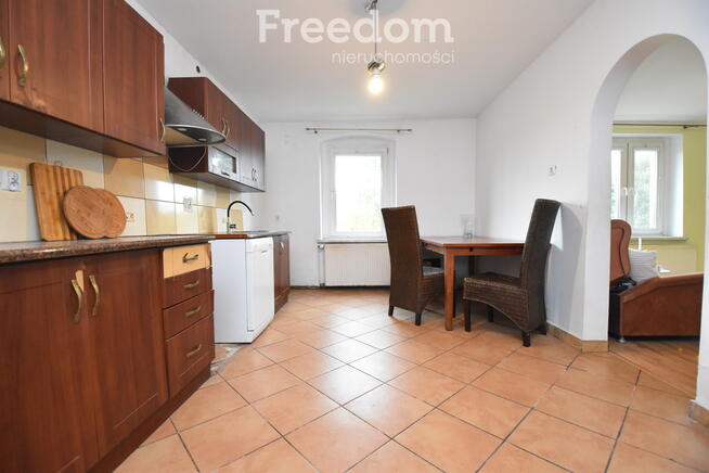 Dom wolnostojący 135 m2, działka 3200 m2,