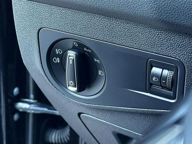 Volkswagen Tiguan 1Ręka! Grzane fotele Navi El. Klapa Czujniki Asystent GWARANCJA Serwis