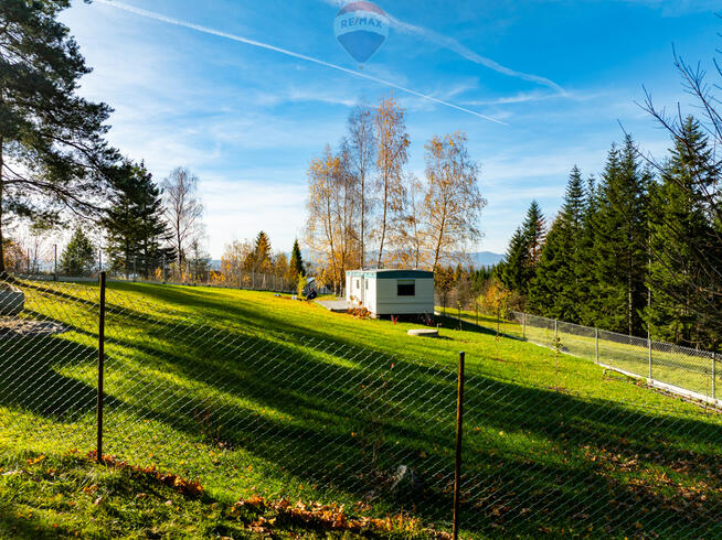 Działka budowlana z domem letniskowym