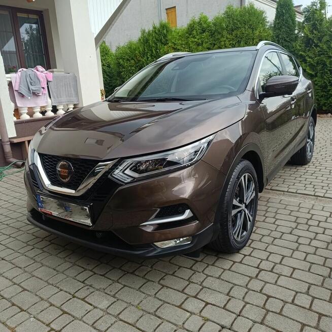 Pielęgnacja aut, polerowanie reflektorów