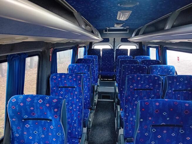 Sprzedam VW Crafter 50 21 osób, Klima F VAT