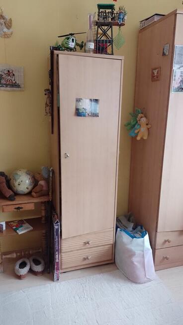 Mebelek dziecięcy / młodzieżowy