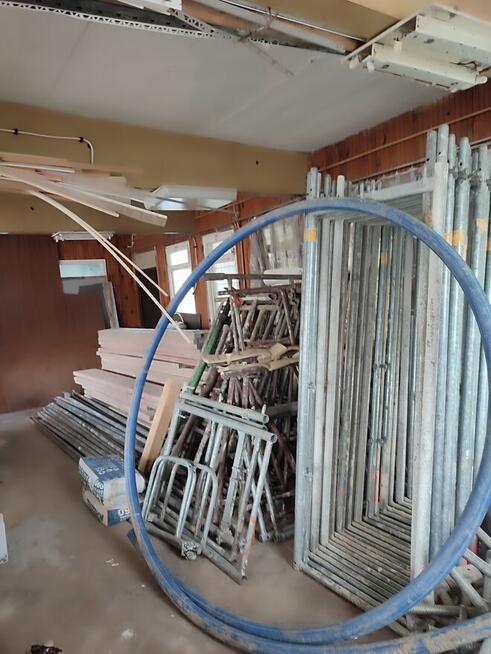 Wyprzedam narzędzia budowlane / materiały budowlane