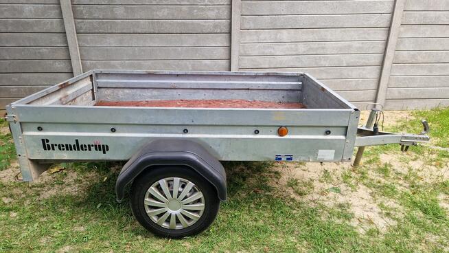 Przyczepka samochodowa lekka