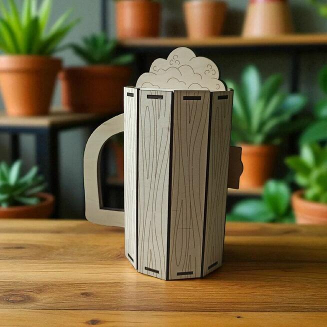 Drewniany Grawerowany Kufel Pudełko