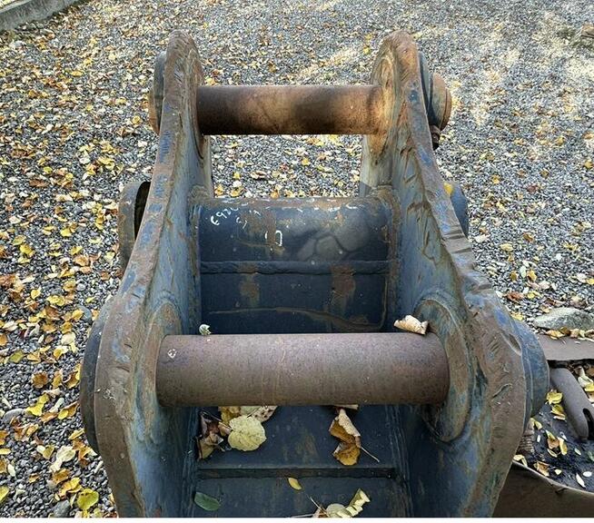 ŁYŻKA KOPIĄCA JCB JS 200