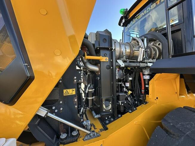 ŁADOWARKA KOŁOWA MARKI JCB 437 S5 WASTEMASTER