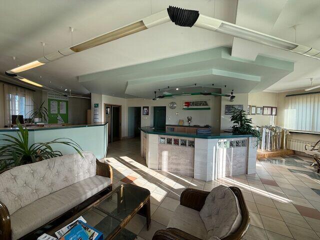 Błonie miasto, czynny obiekt produkcyjno-biurowy