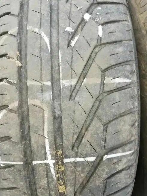 Opony letnie Michelin / Uniroyal