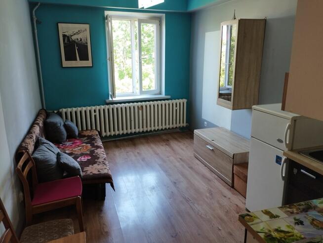 M2 (17,7 m) z KW od właściciela. Jest C.O. miejskie