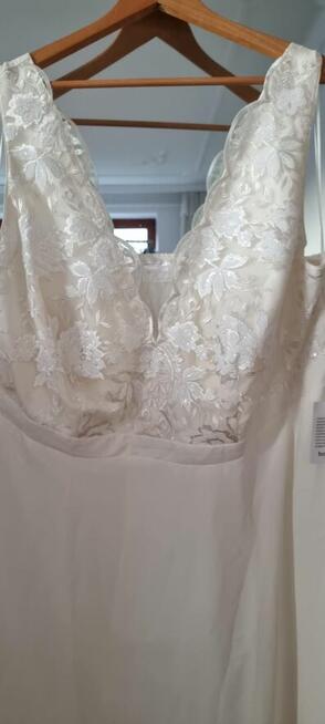 Sprzedam sukienkę ślubną duży rozmiar 46